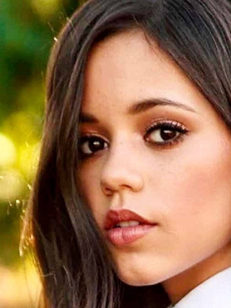 Jenna Ortega 8.5 x 11 Candid Color Photograph Art Print Photo Picture Collectibles:Photographic Images:Photographs Style Your Walls